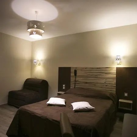Hotel Logis Du Col D'osquich 2*