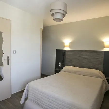 Logis Du Col D'osquich Hotel